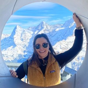 Meet your Posher, Makenzie